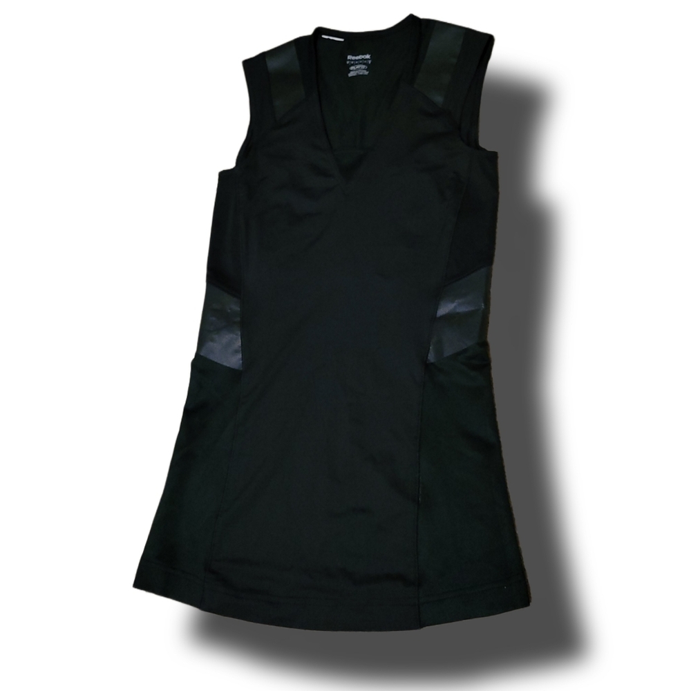 Reebok Easytone Long Bra PlayDry Compression Sleeveless Tank Top NWOT M